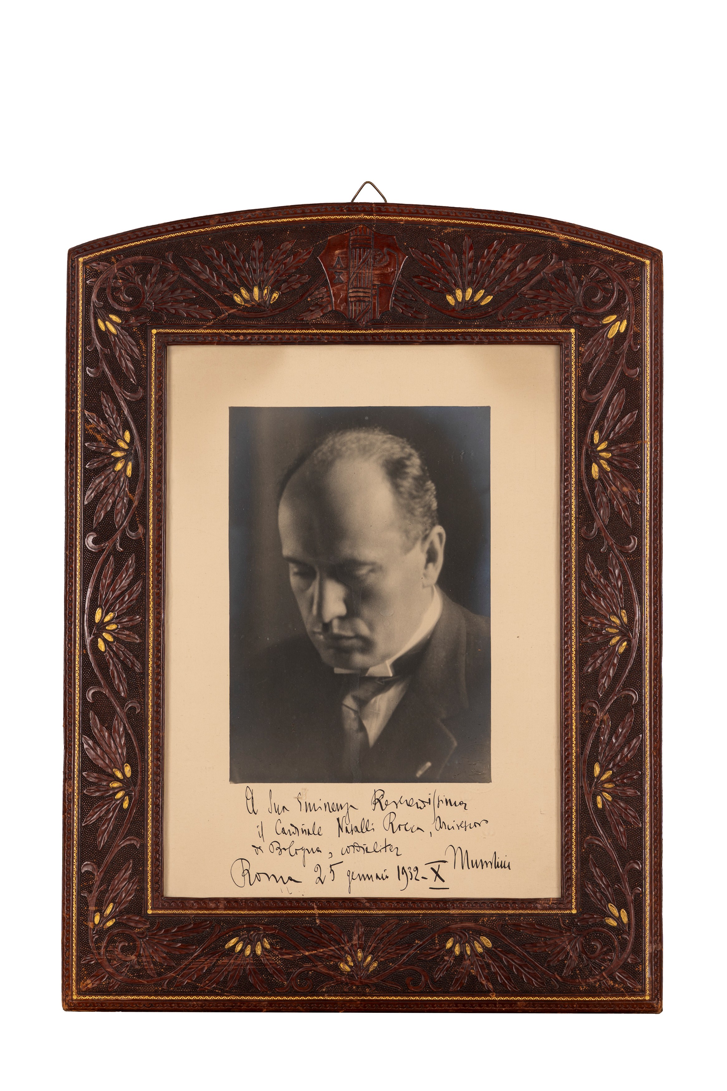 Benito Mussolini, Fotografia in bianco e nero con dedica e firma autografa del 25 gennaio 1932, i...