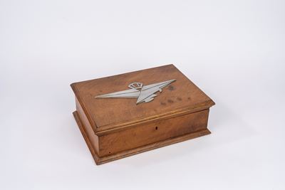 Cofanetto porta oggetti in legno, con fregio della Regia Aeronautica (anni 1930)