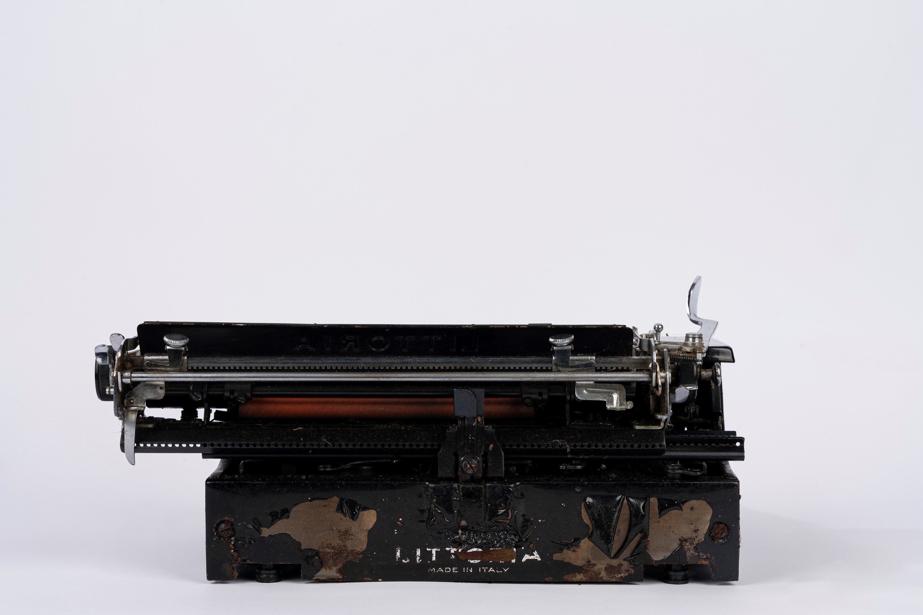 Cesare Verona (Torino), Macchina da scrivere portatile LITTORIA (1932)