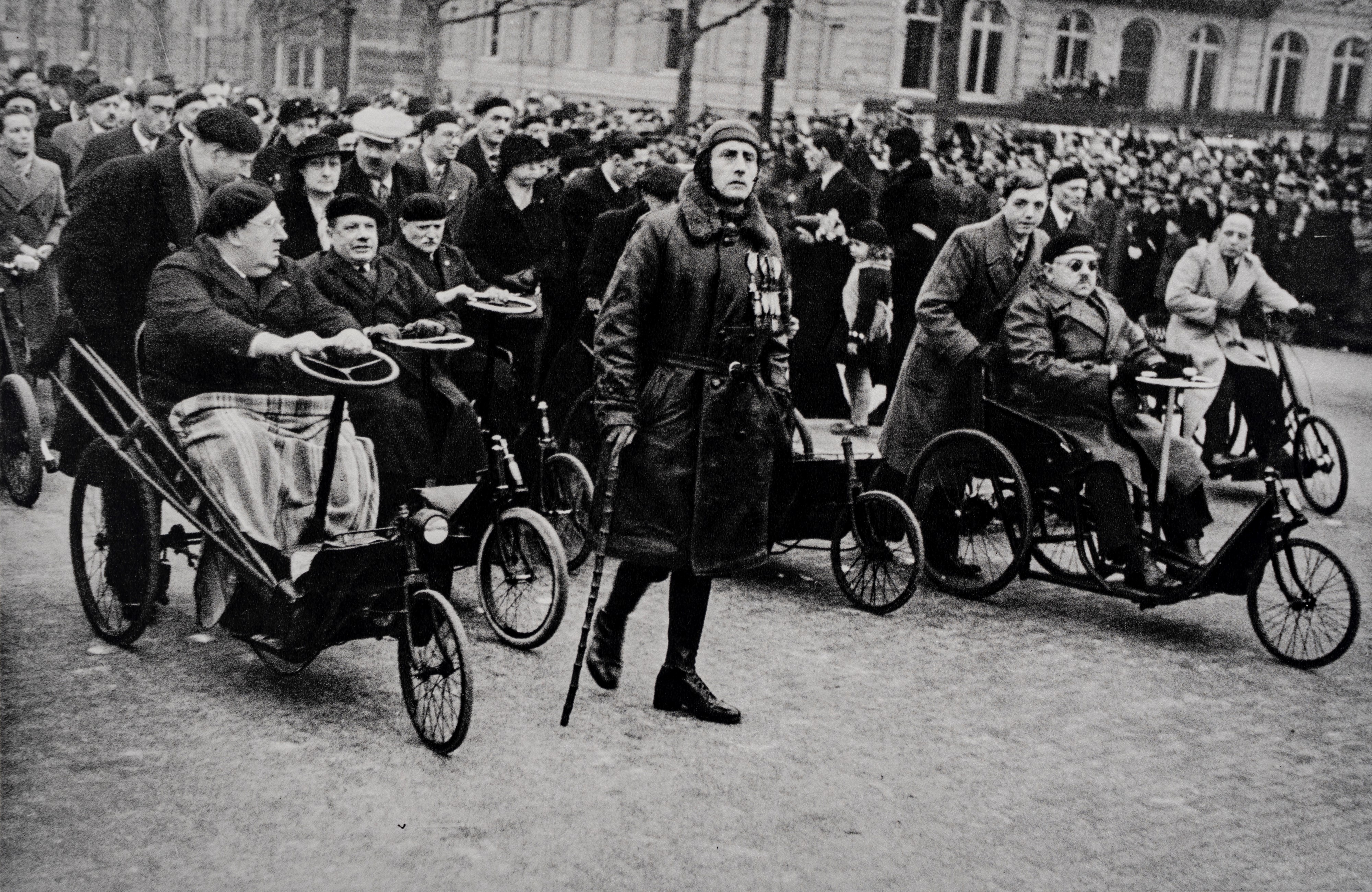 Robert Capa - Electa Editrice: 12 eliogravure in cartelletta