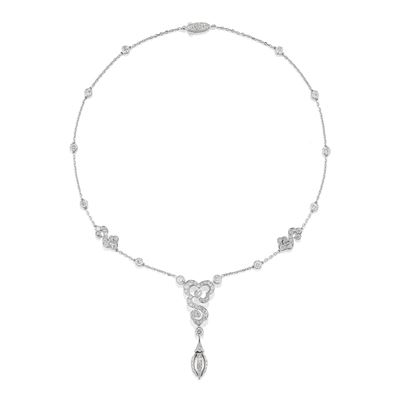 Collana "Nuage", in oro bianco 18k con pendente in diamanti taglio brillante
