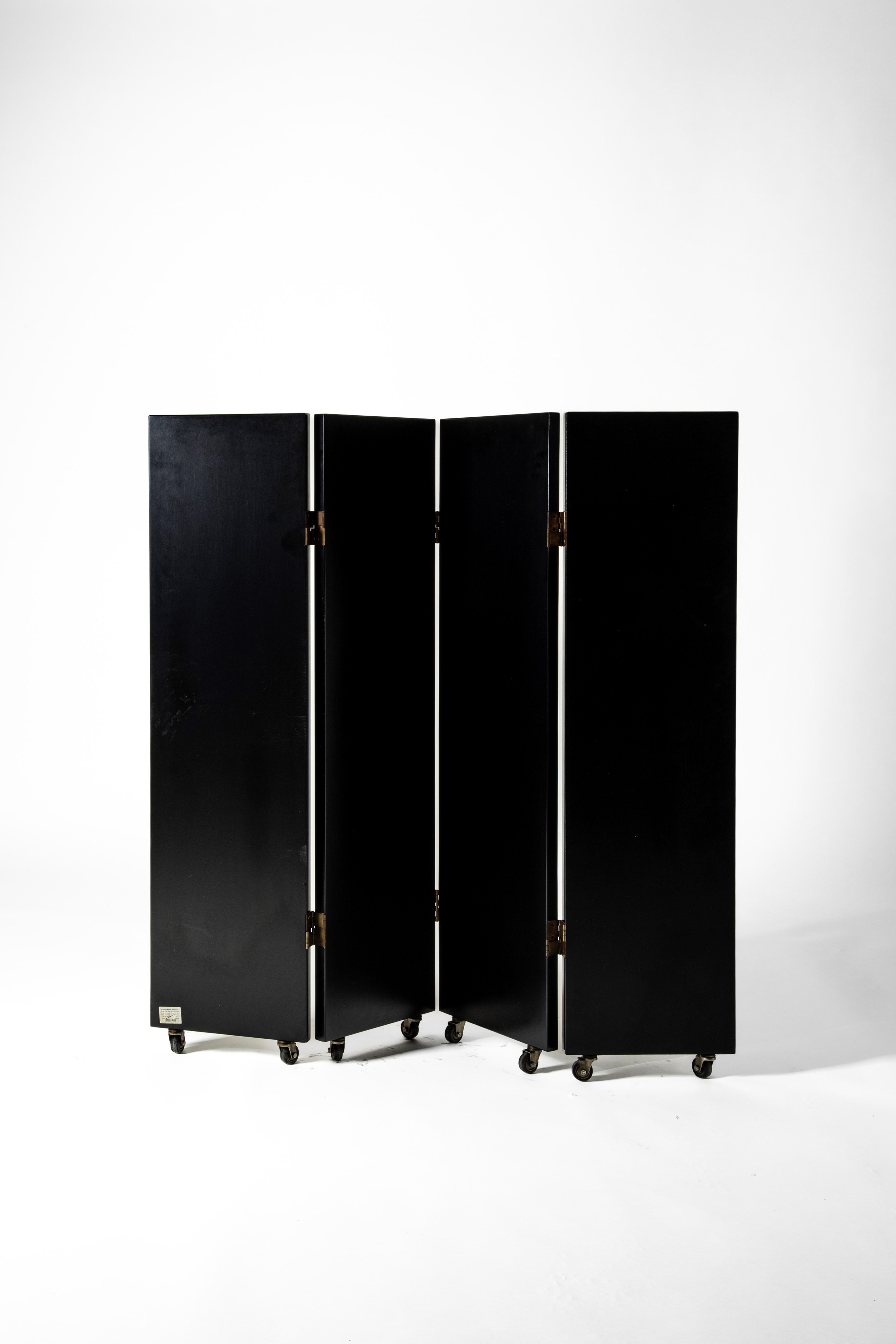Piero Fornasetti - Paravento modello “Acrobati” (circa 1960) in legno multistrato serigrafato e d...