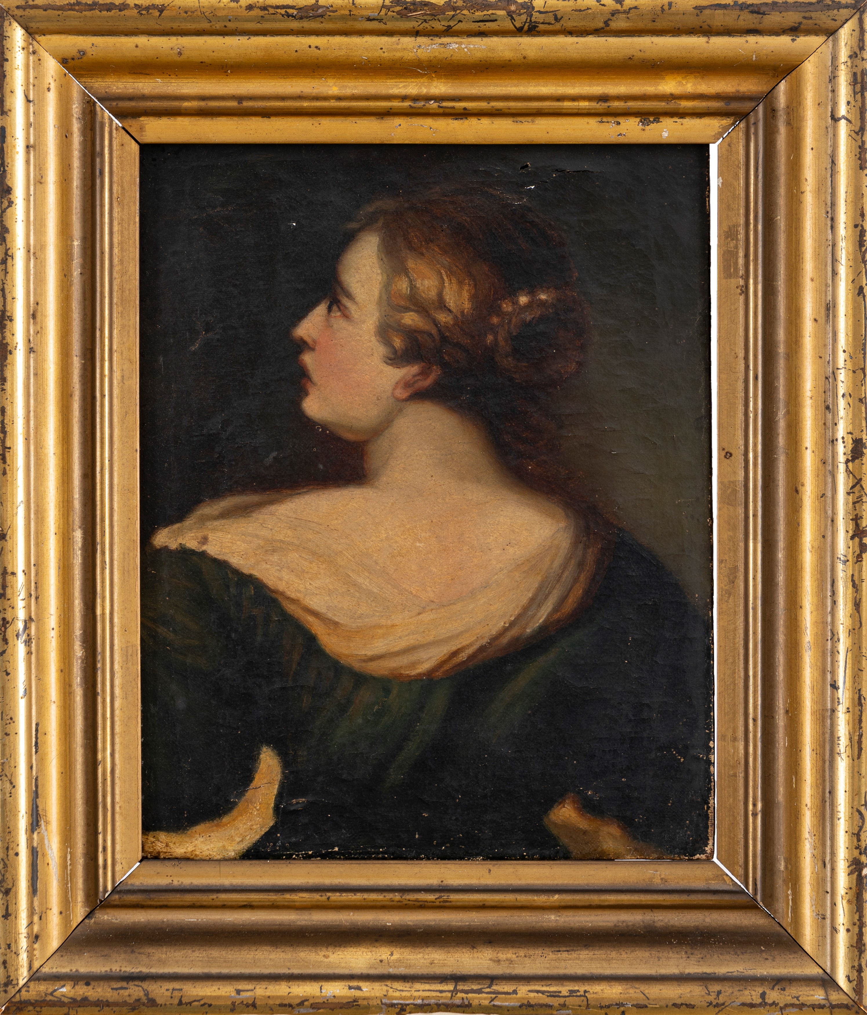 Studio di giovane donna ripresa di spalle