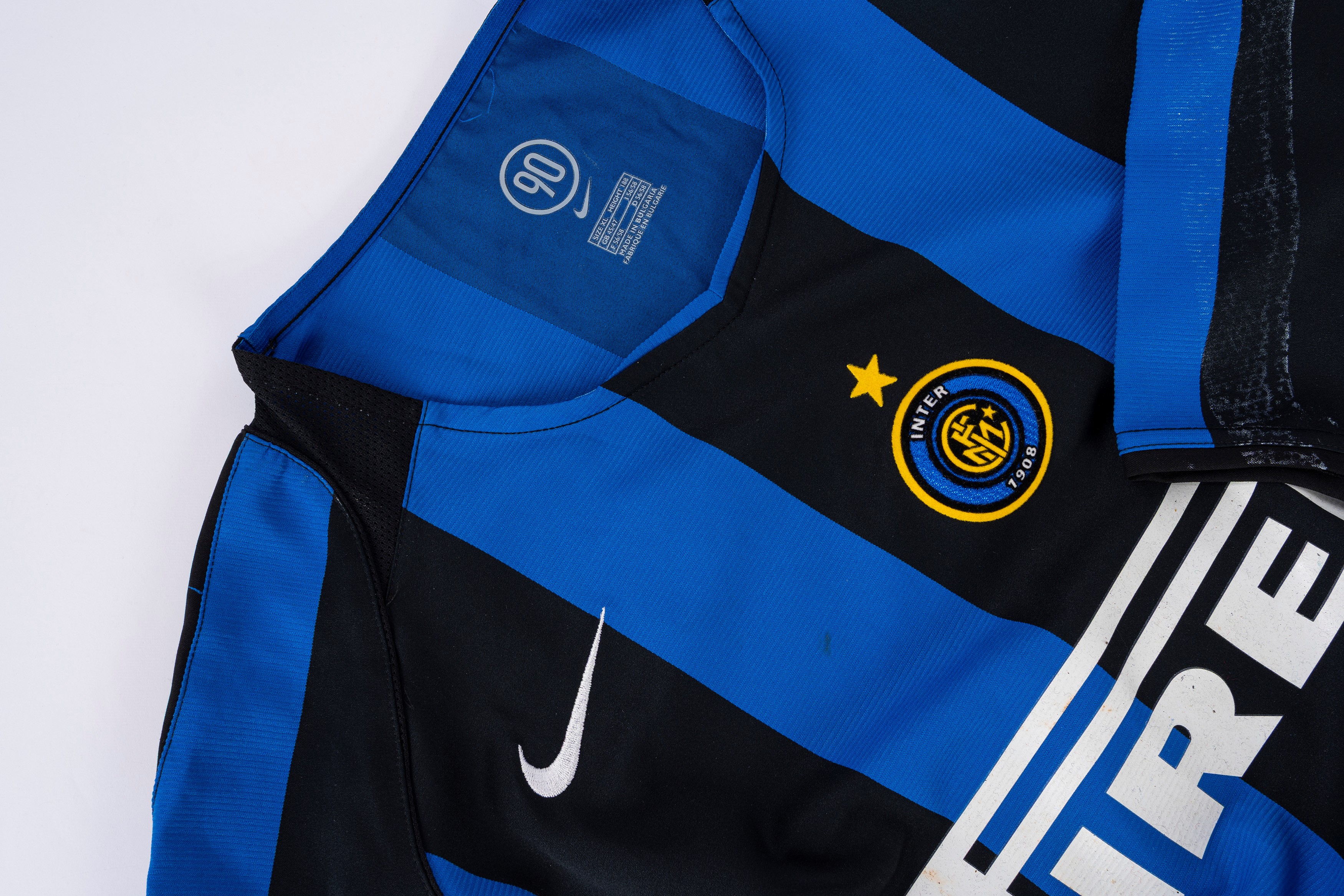 Diego Maradona, Maglia gara home FC Inter “Total 90” (modello a righe verticali, stagione 2004-05...