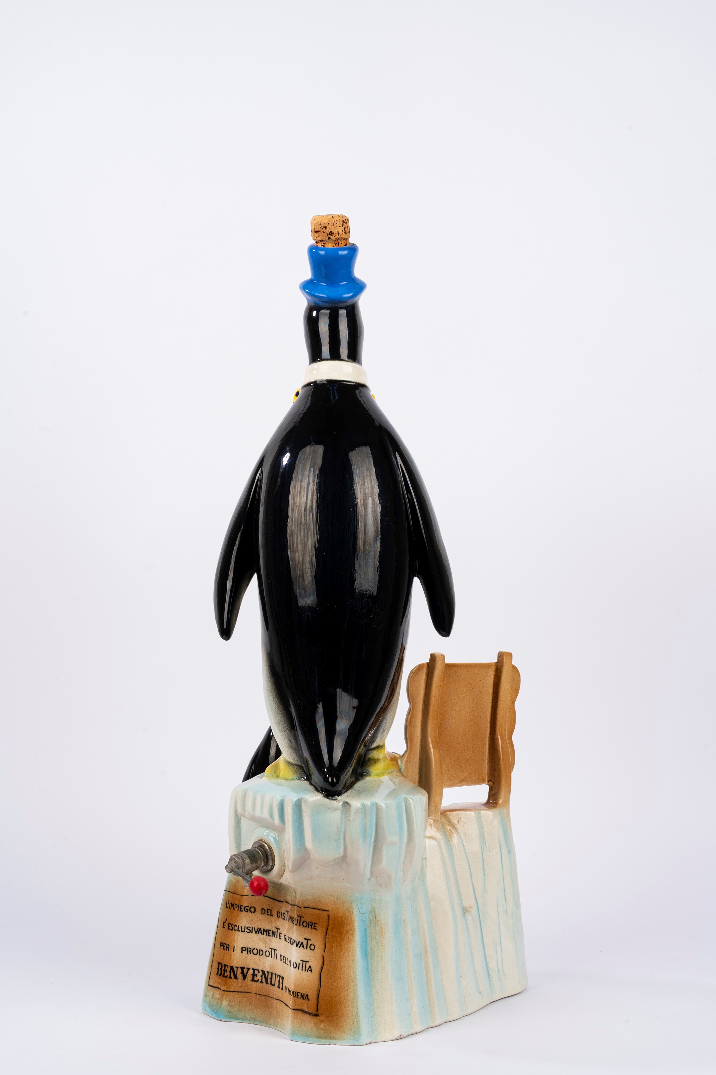 Dispenser pubblicitario, China-CHINA Del Frate Elixir di Lunga Vita — ceramica policroma smaltata...