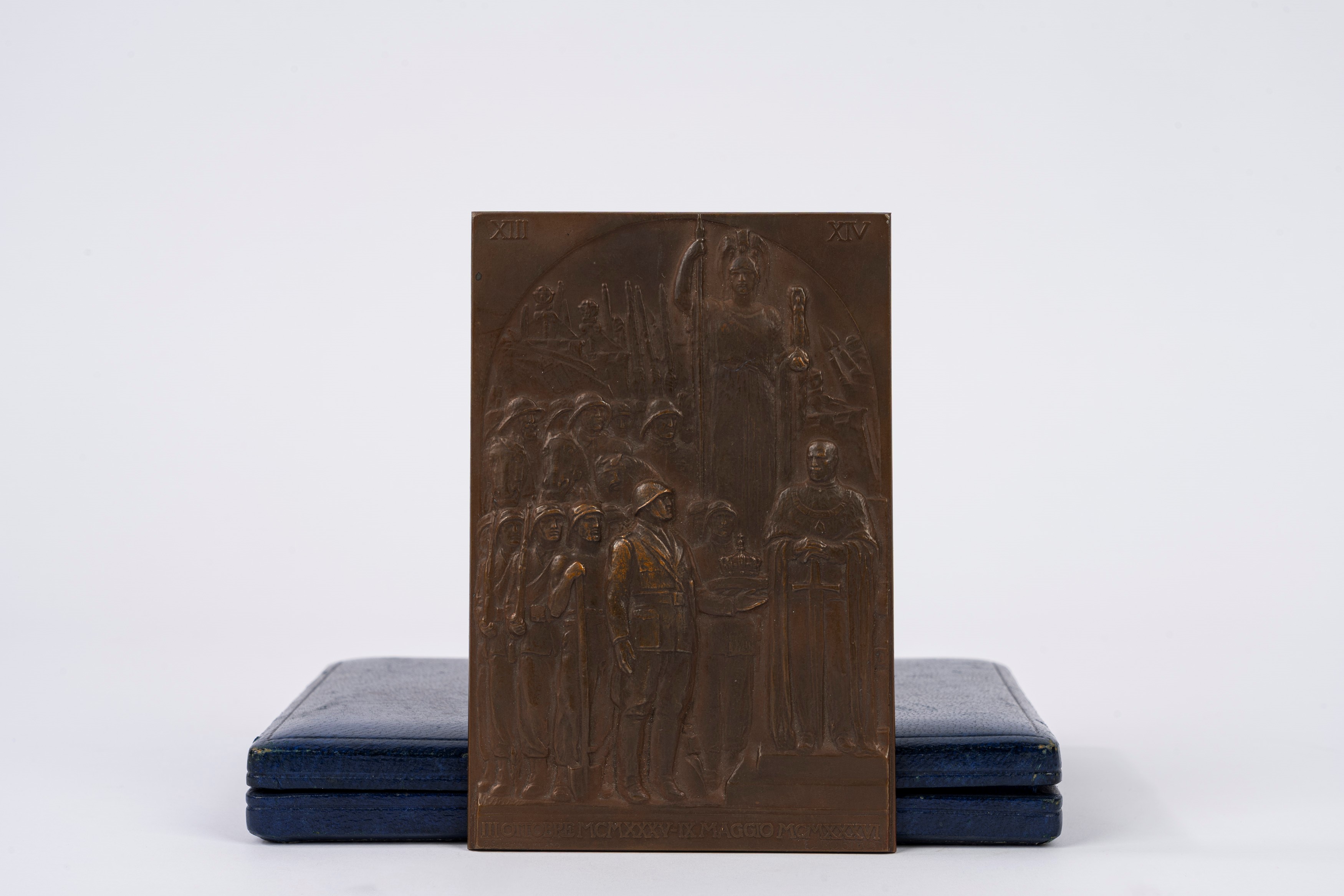 Edoardo Rubino, Placca imperiale commemorativa della fondazione dell’impero fascista, bronzo