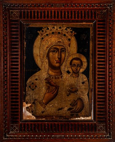 Icona ortodossa, Madonna con Bambino, fine secolo XIX, con cornice in legno intagliato