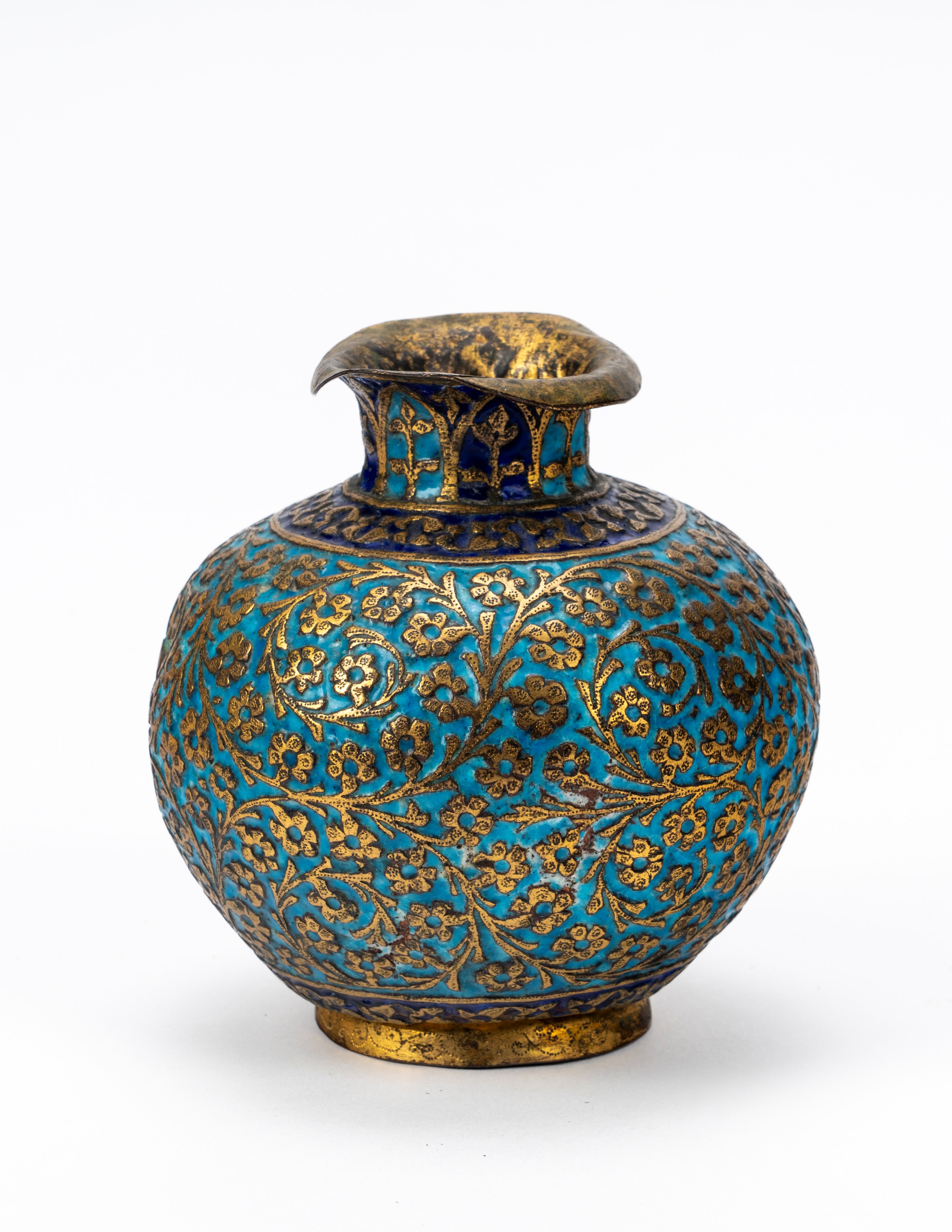 Vaso in metallo con smalti policromi in stile persiano, XIX secolo