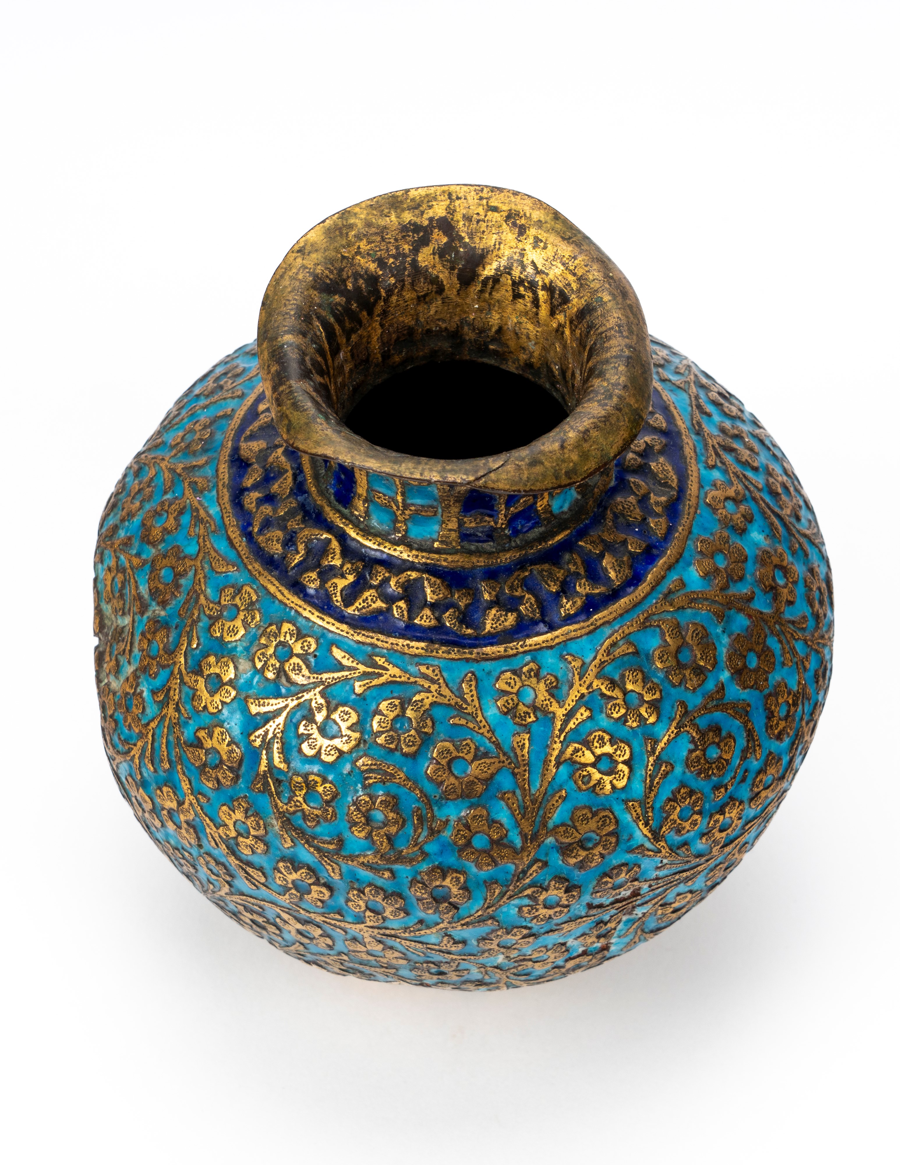 Vaso in metallo con smalti policromi in stile persiano, XIX secolo