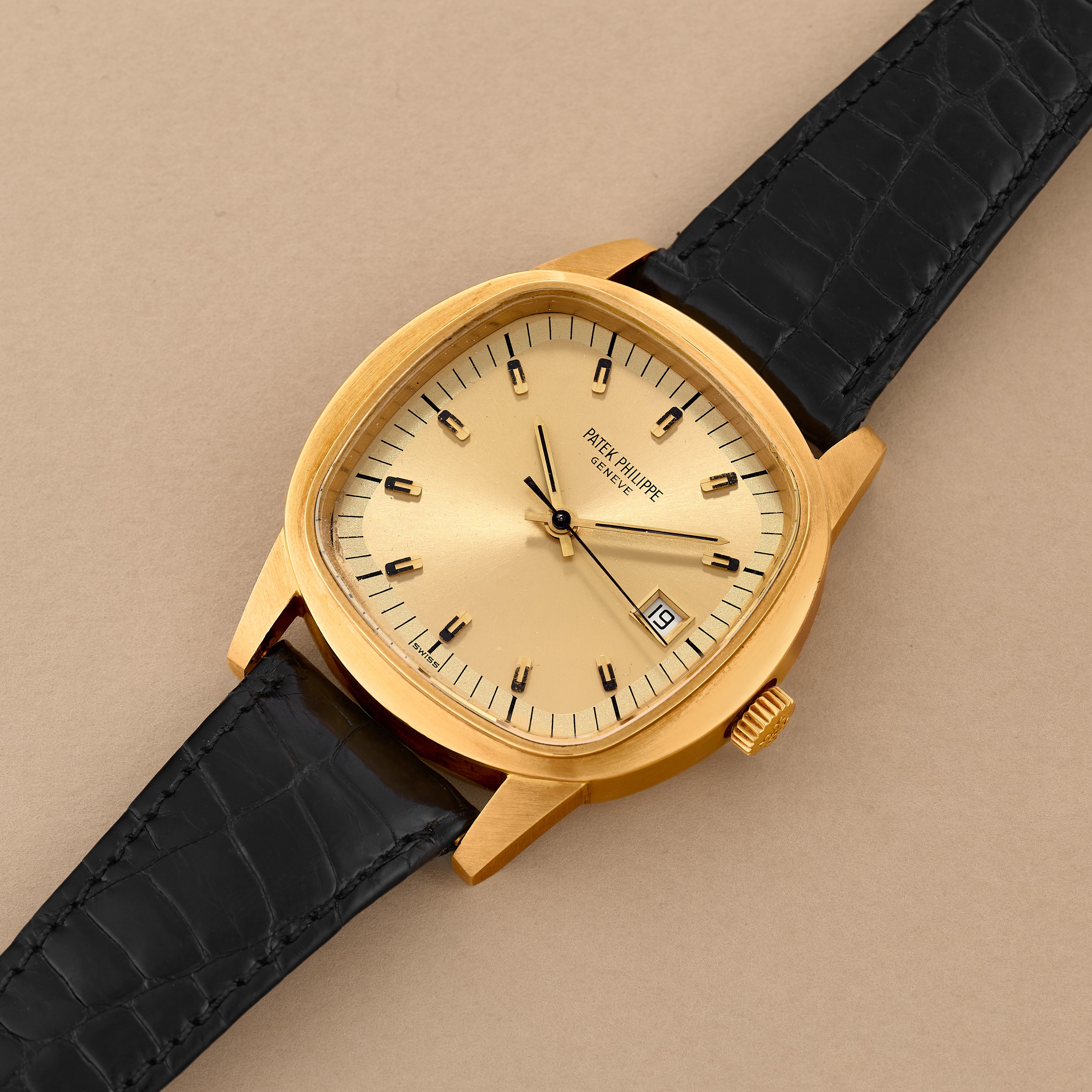 Patek Philippe - TV Screen 3587 calibro Beta 21 (anni ’70), orologio da polso in oro 18k