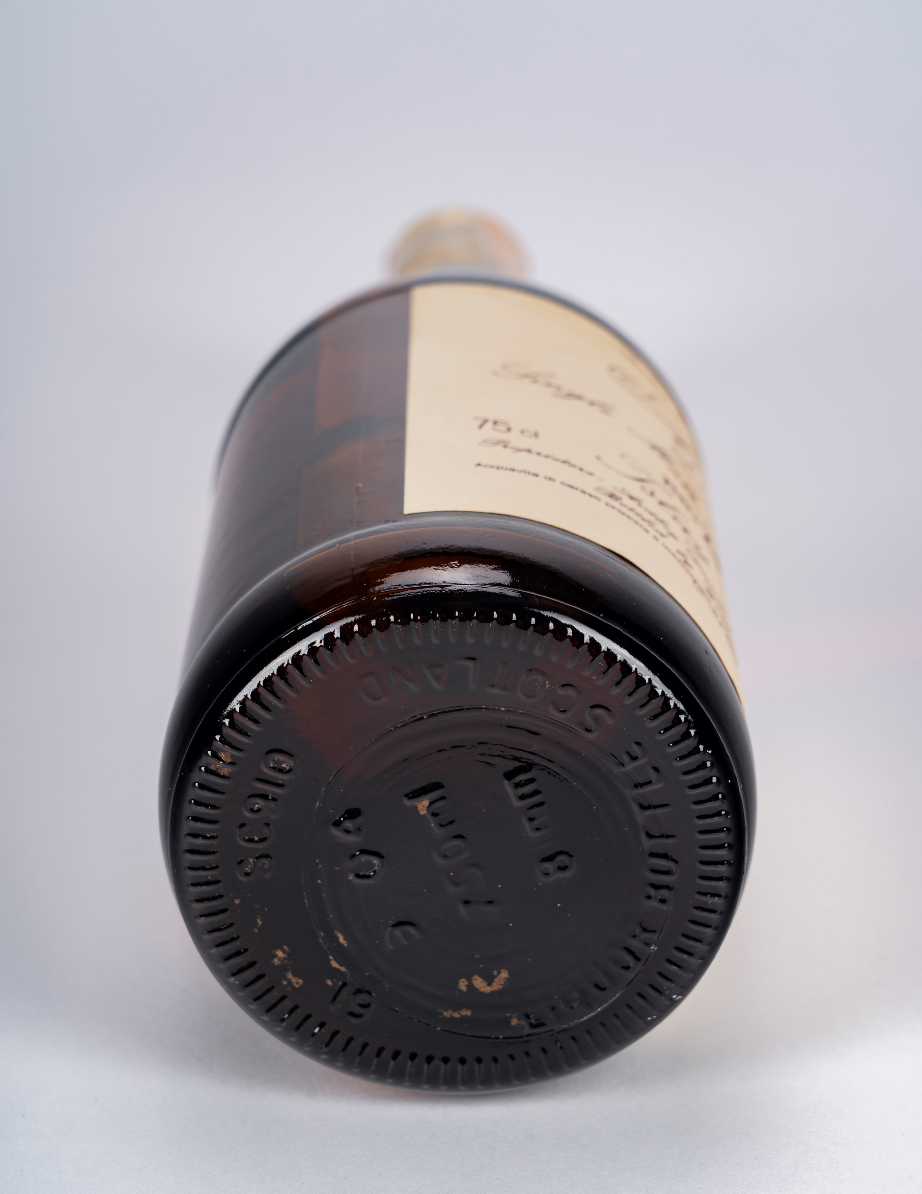 Scozia - Ardbeg, Ardbeg 24 years old (Single Malt Scotch Whisky, Islay) – imbottigliato da Willia...