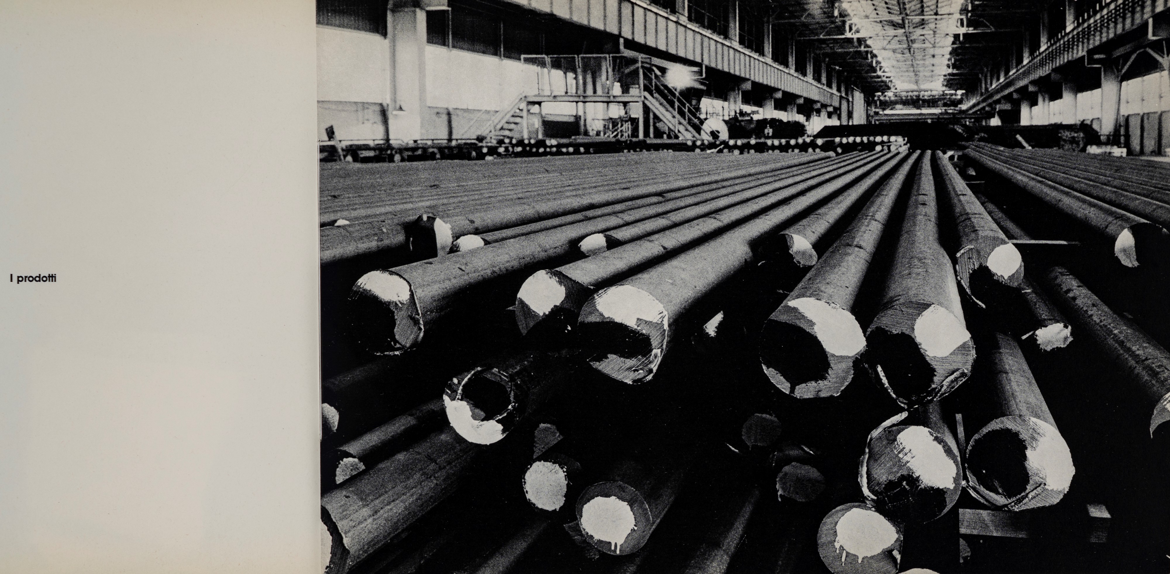 Gianni Berengo Gardin - Acciaierie di Piombino. Continuità di un'esperienza industriale, fotolibr...