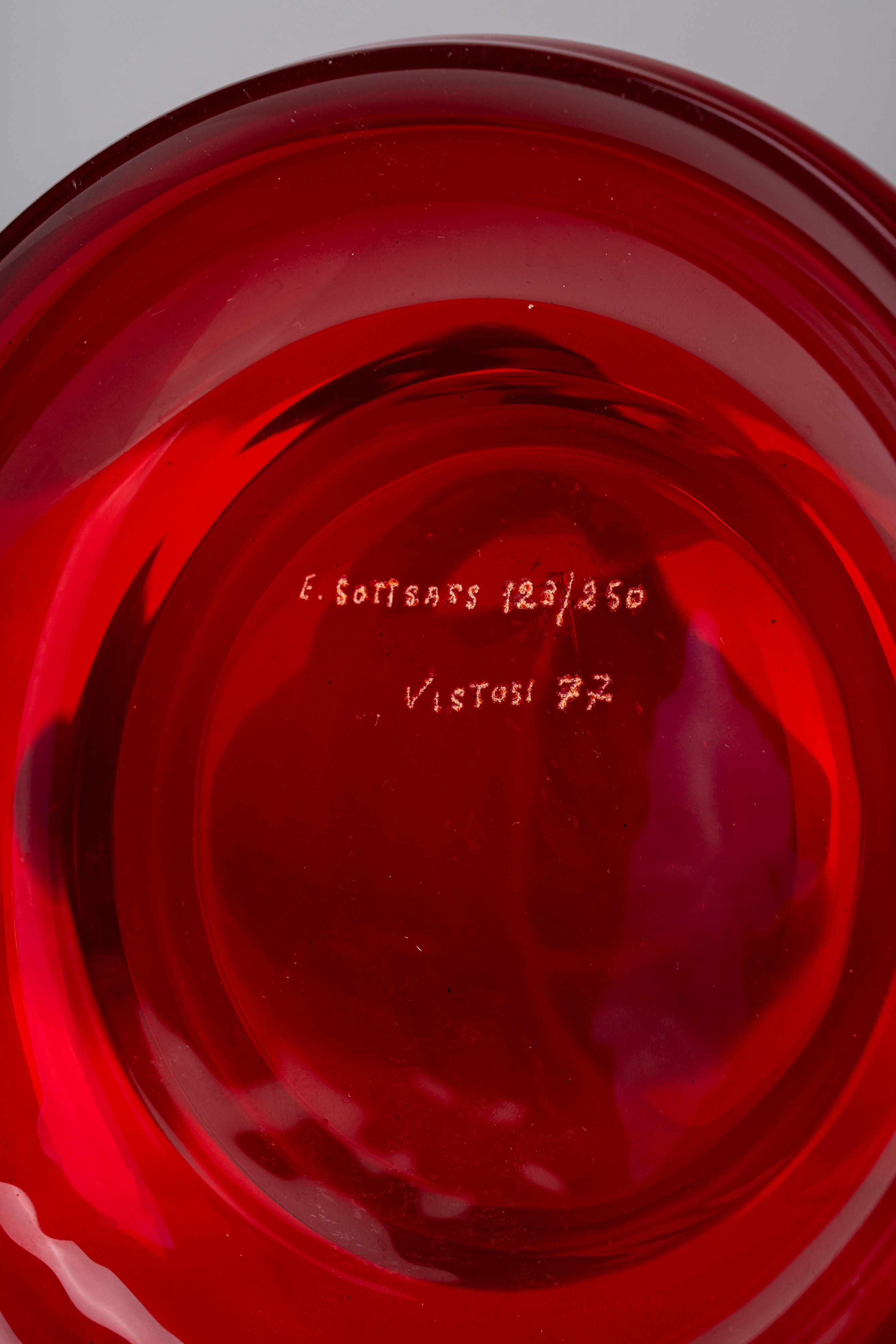 Ettore Sottsass Jr - Vaso modello “Veniera”, vetro policromo (1977)