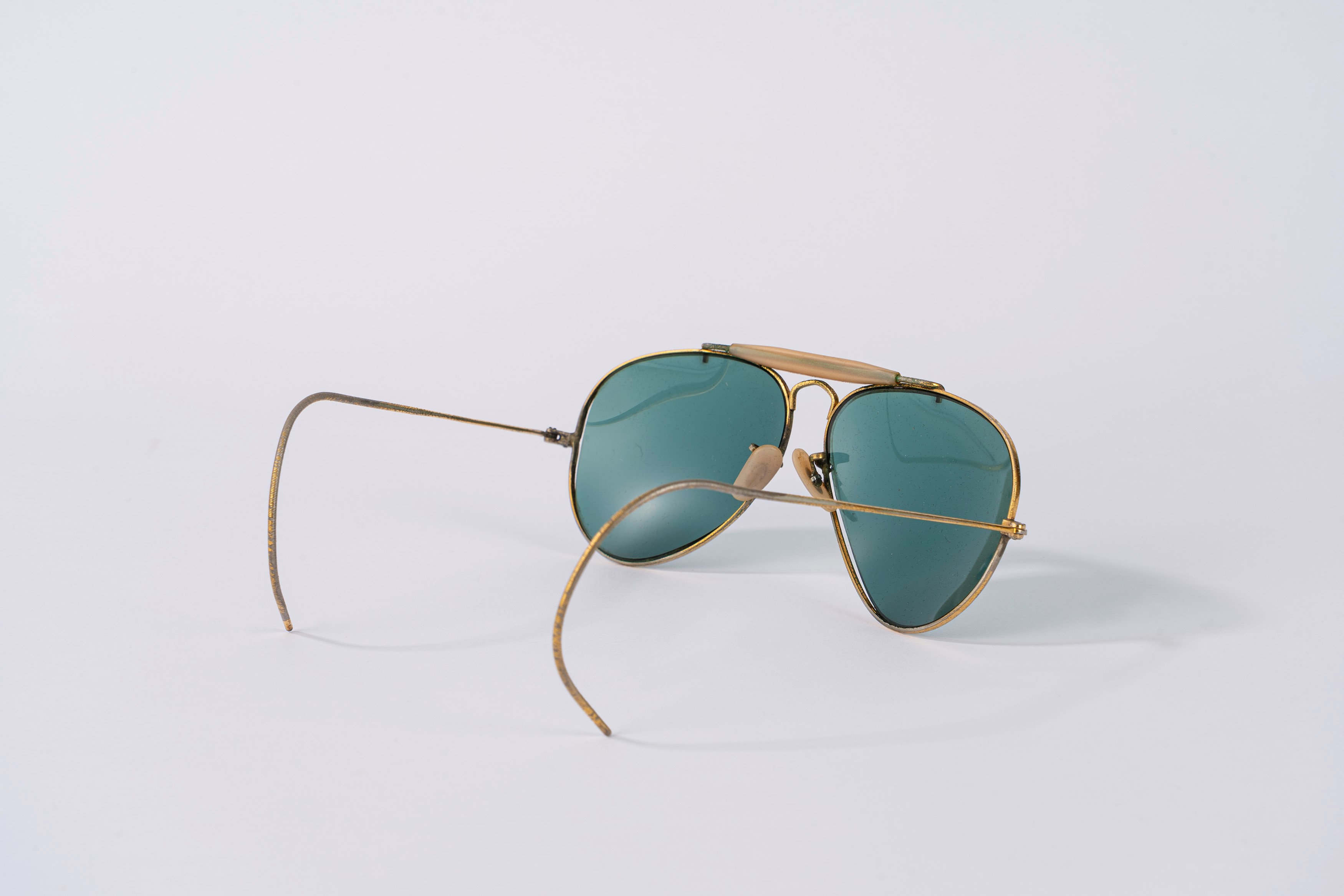 Occhiali Ray-Ban usati nella tournée Banana Republic