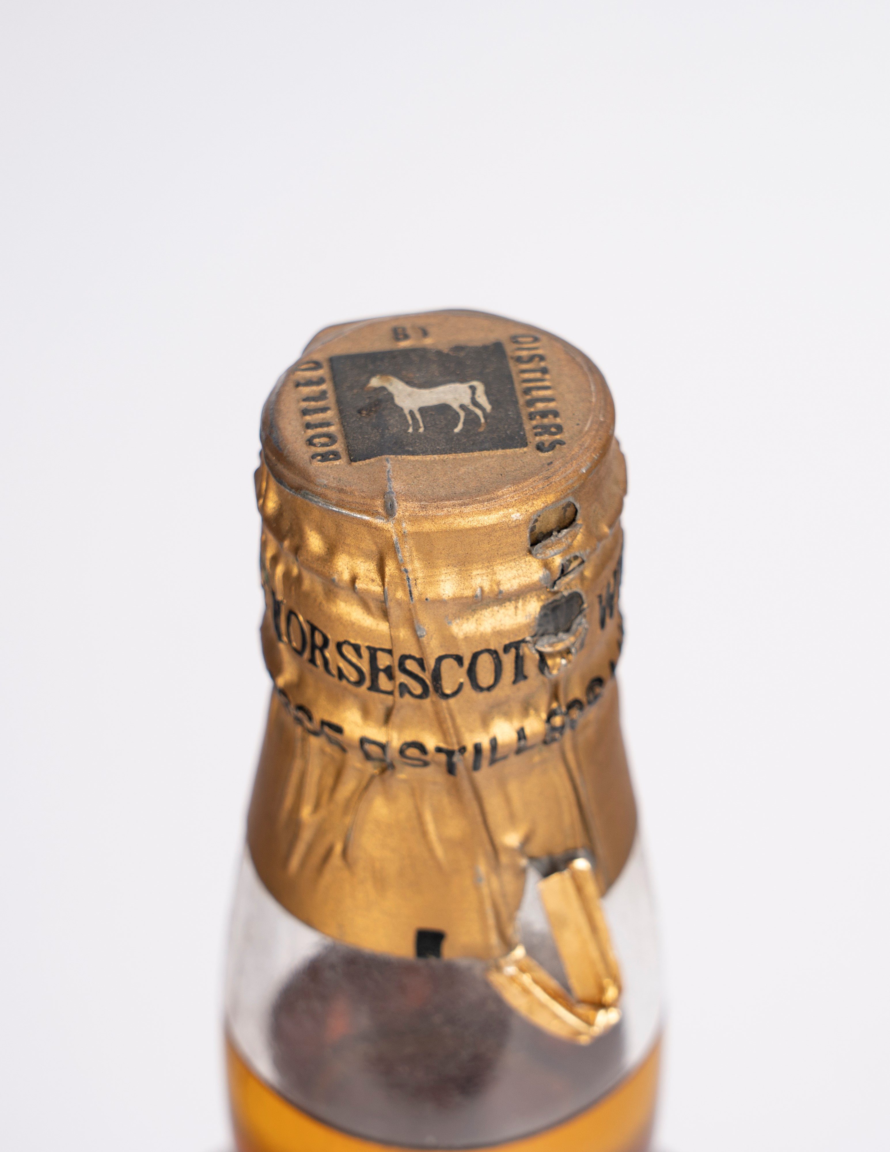 Scozia - White Horse Blended Scotch Whisky Spring Cap Vintage 50
