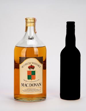 Mac Donan Scotch Whisky Bottled 1980s, 2L (1 BT)