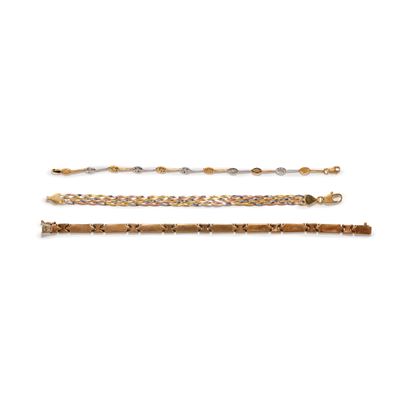 Tre bracciali, nei tre ori 18k