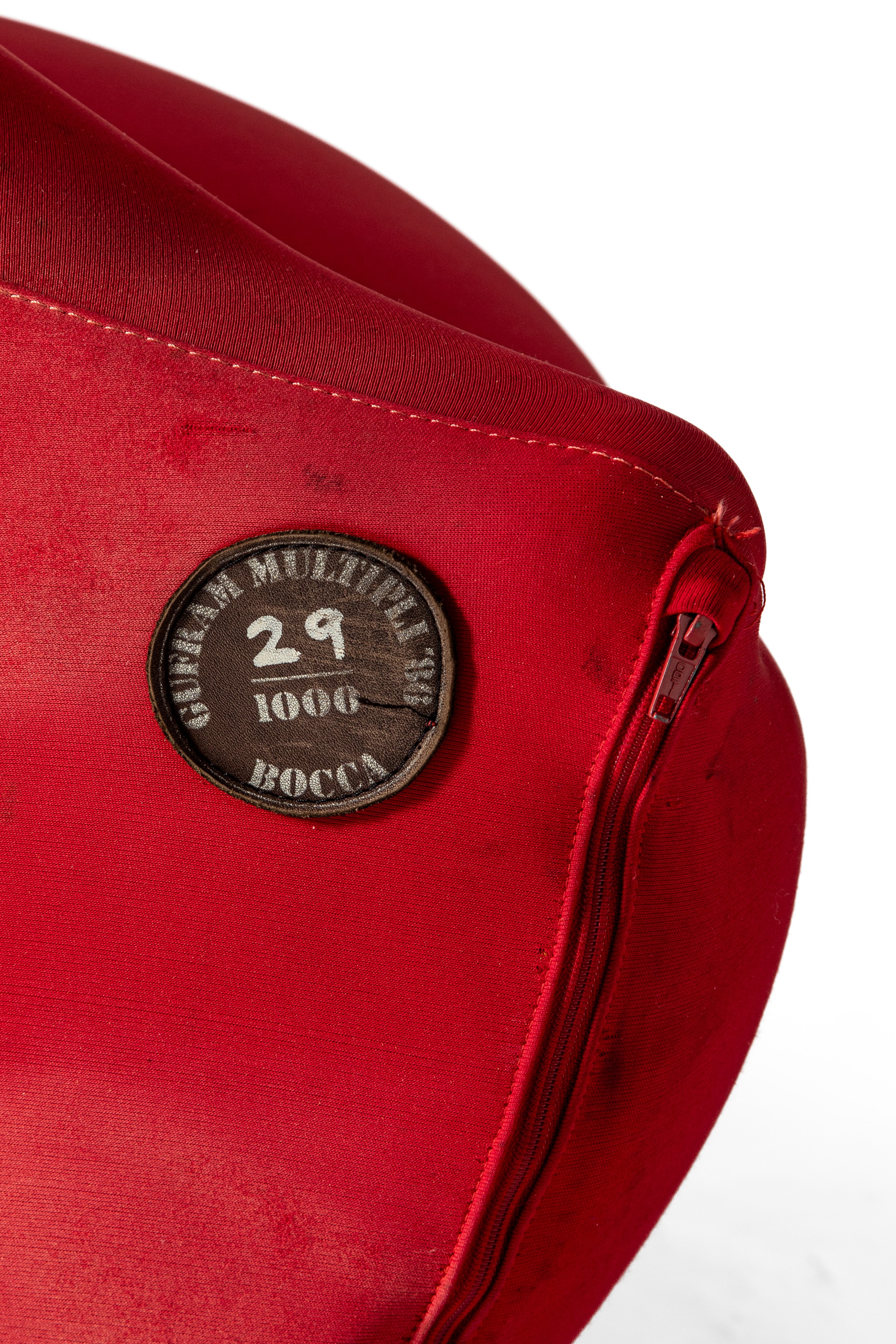 Studio 65 - Gufram, Divano modello “Bocca” (edizione limitata 1/1000, multiplo 29/1000), poliuret...