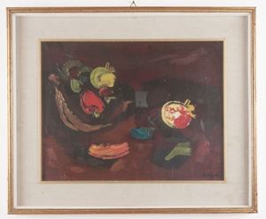 Basket with fruit