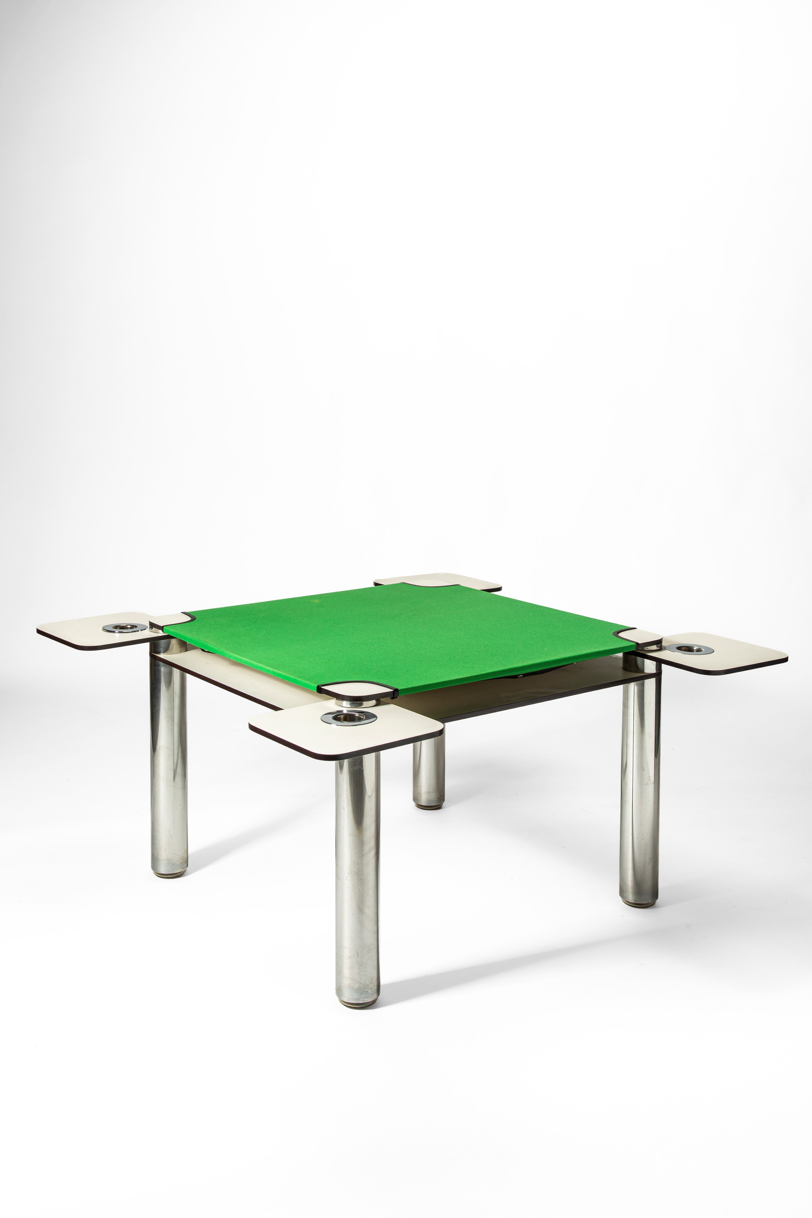 Joe Colombo - Tavolo gioco modello “Poker”