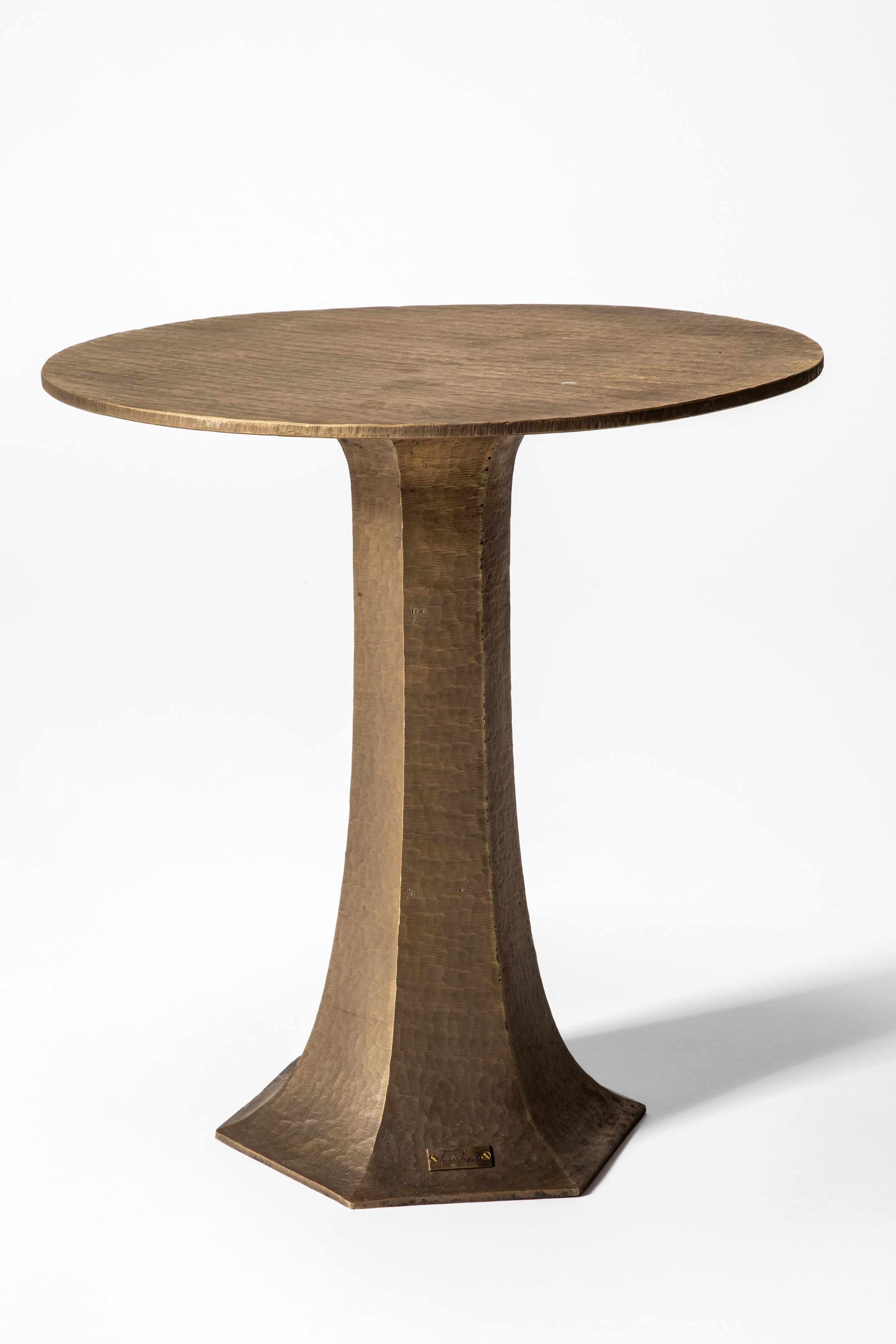 Luciano Frigerio - Side table in ottone (limited edition)