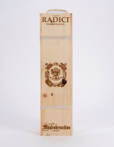 Radici Taurasi Rosso, 2018 (1 MG)