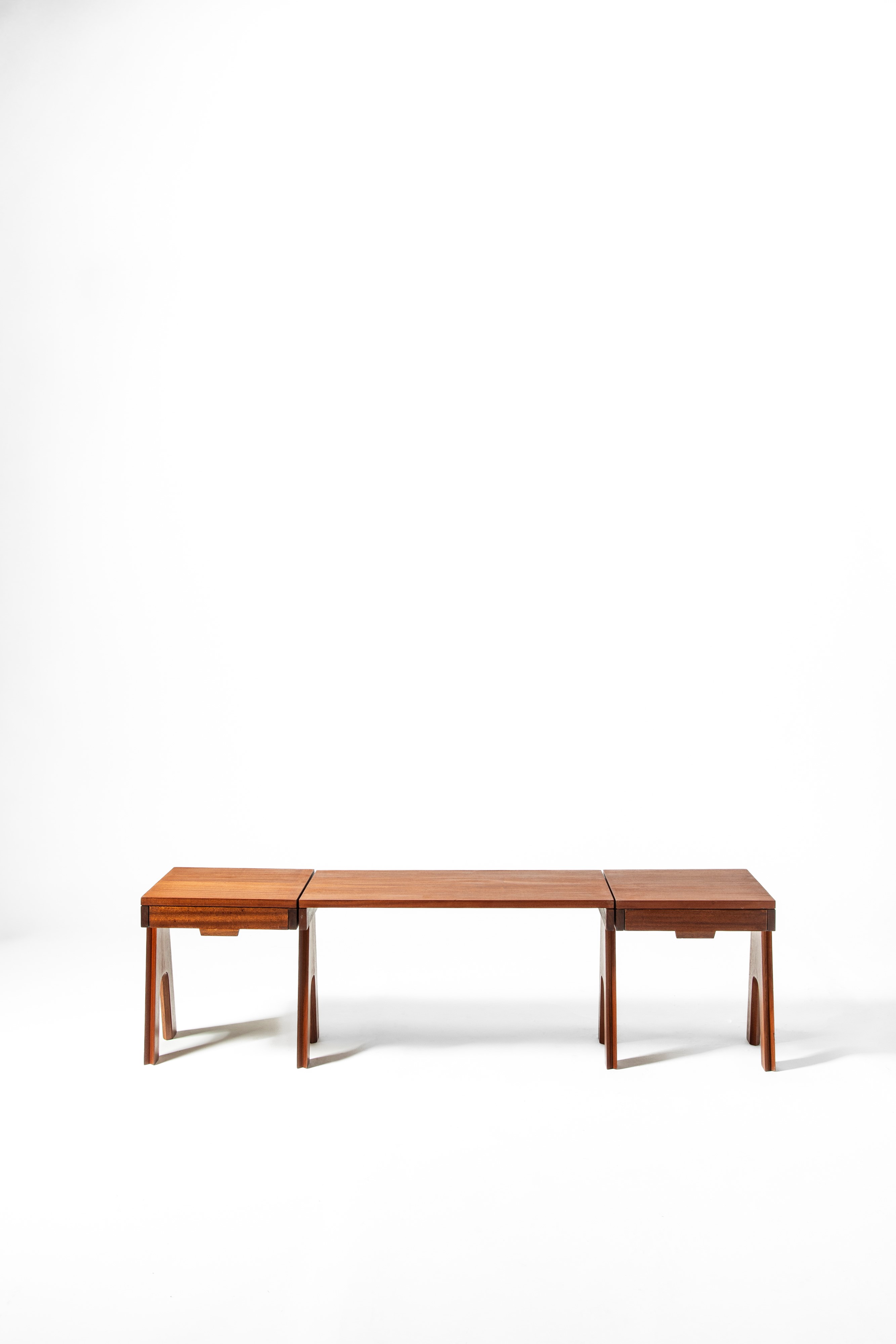 Angelo Mangiarotti, Bruno Morassutti - Coppia di comodini/side table della serie “Cavalletto”