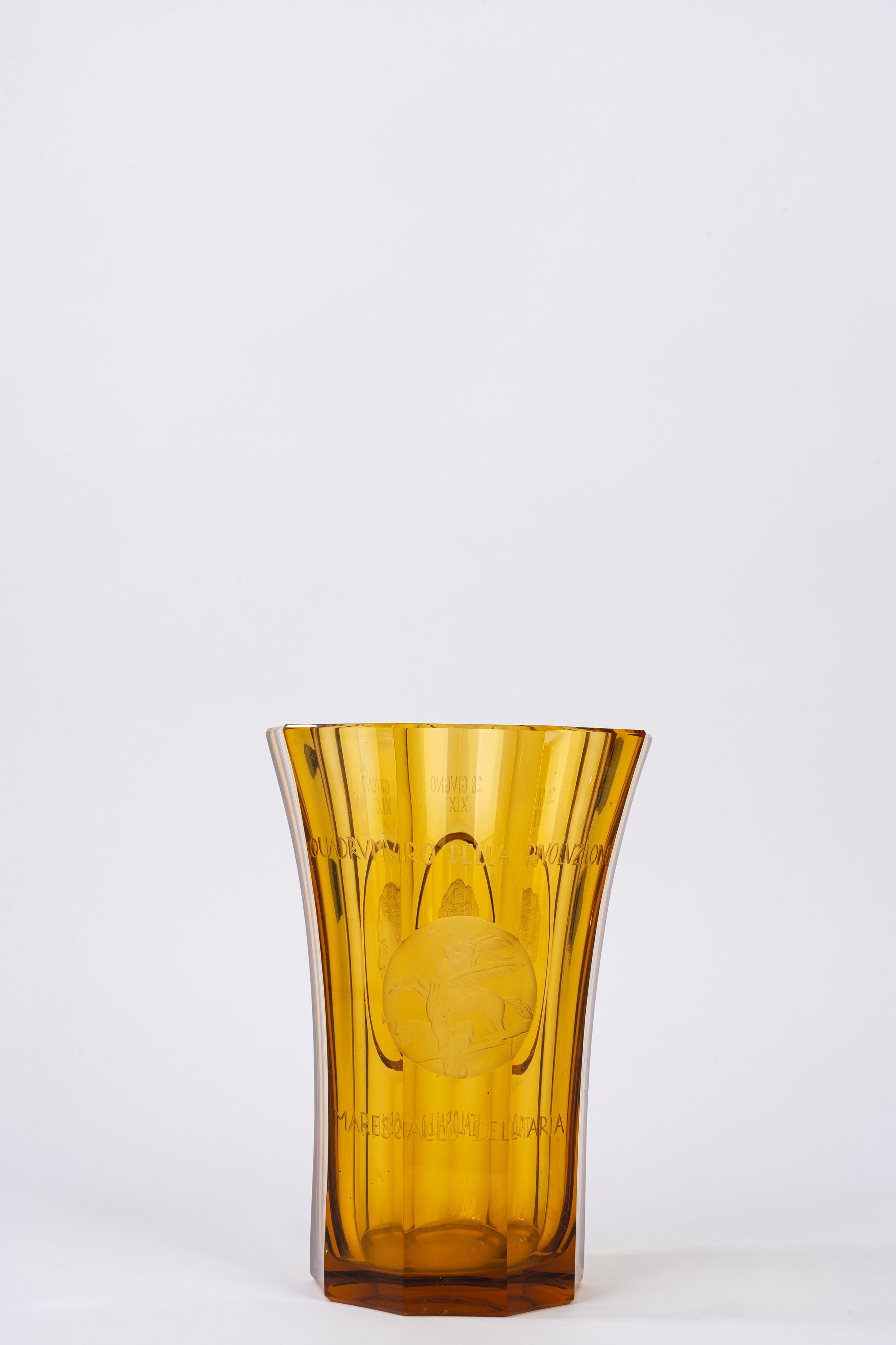 Balbo, Italo; Publio Morbiducci, Vaso commemorativo in cristallo inciso, 1941