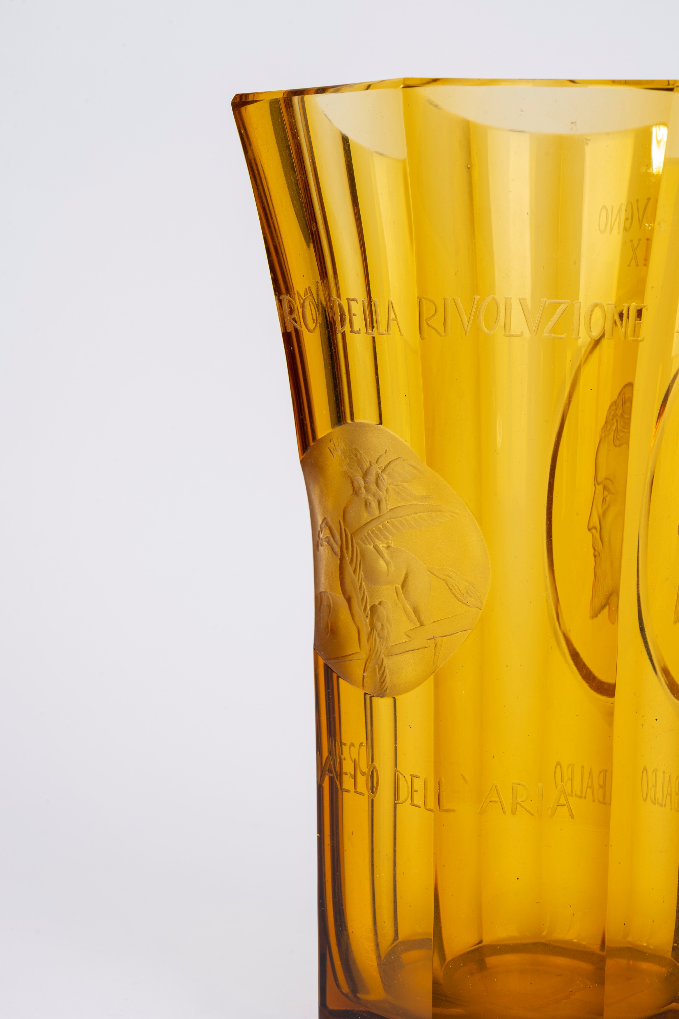 Balbo, Italo; Publio Morbiducci, Vaso commemorativo in cristallo inciso, 1941