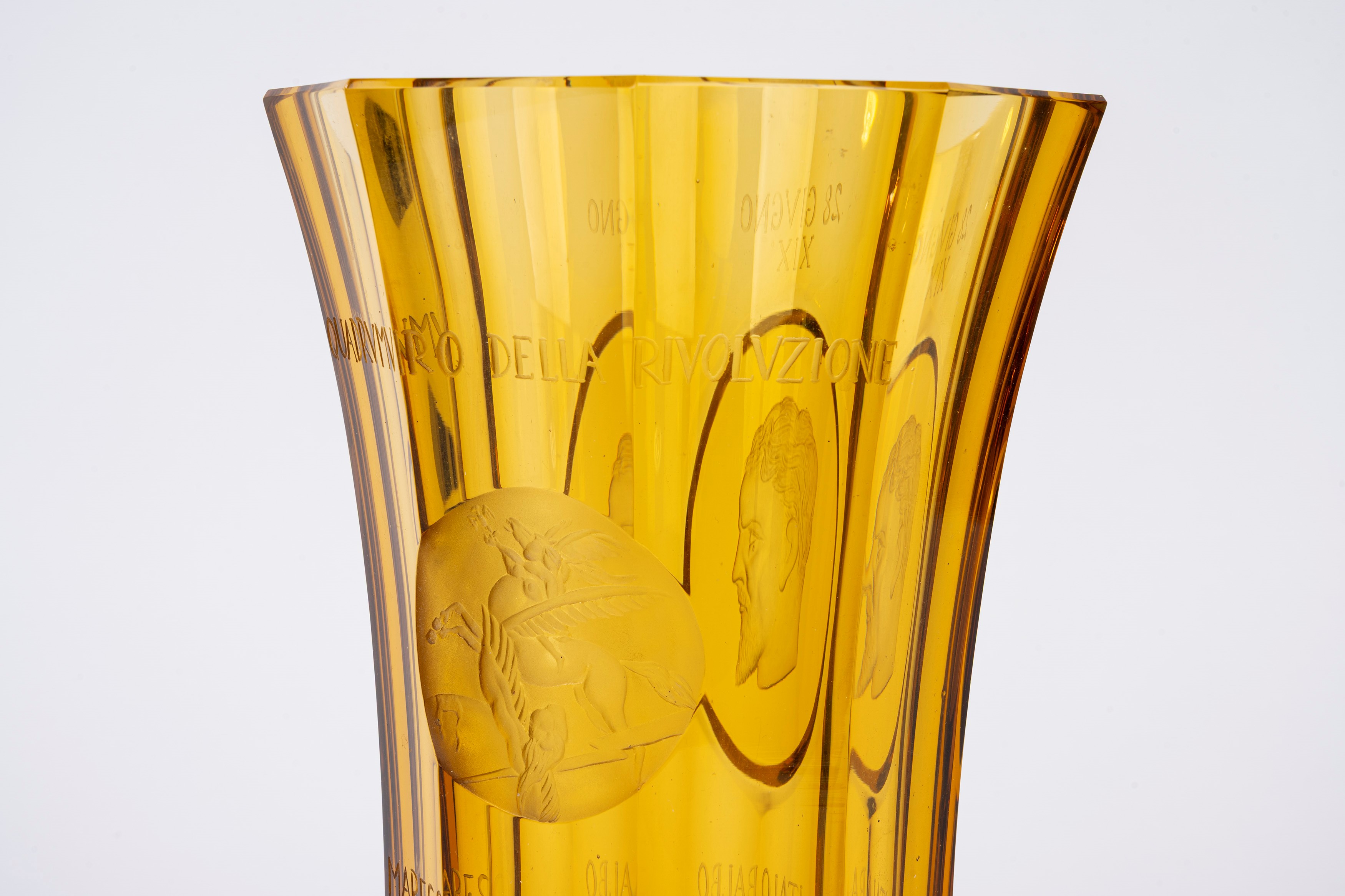 Balbo, Italo; Publio Morbiducci, Vaso commemorativo in cristallo inciso, 1941