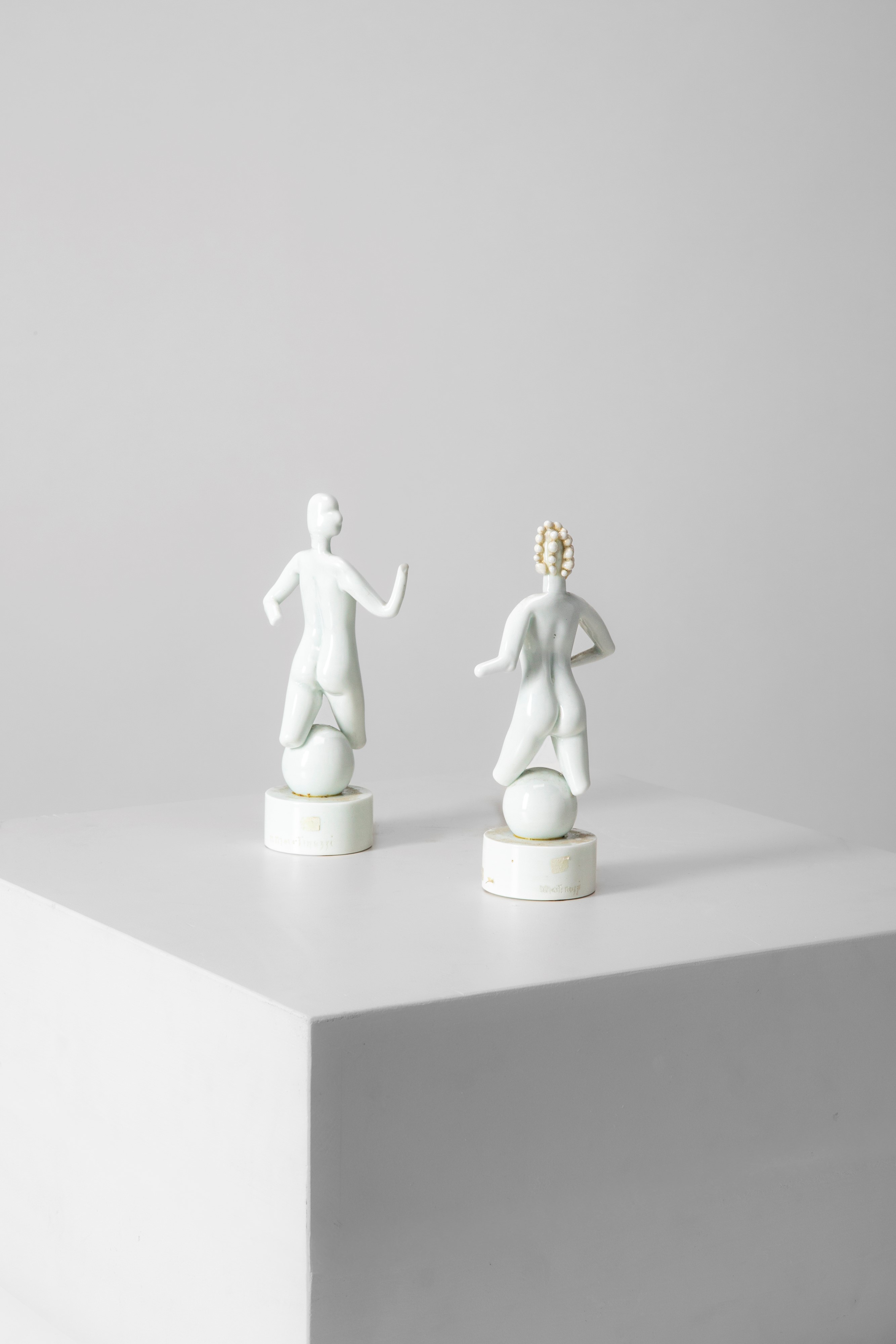 Napoleone Martinuzzi e Alfredo Barbini, Coppia di figurine in pasta di vetro