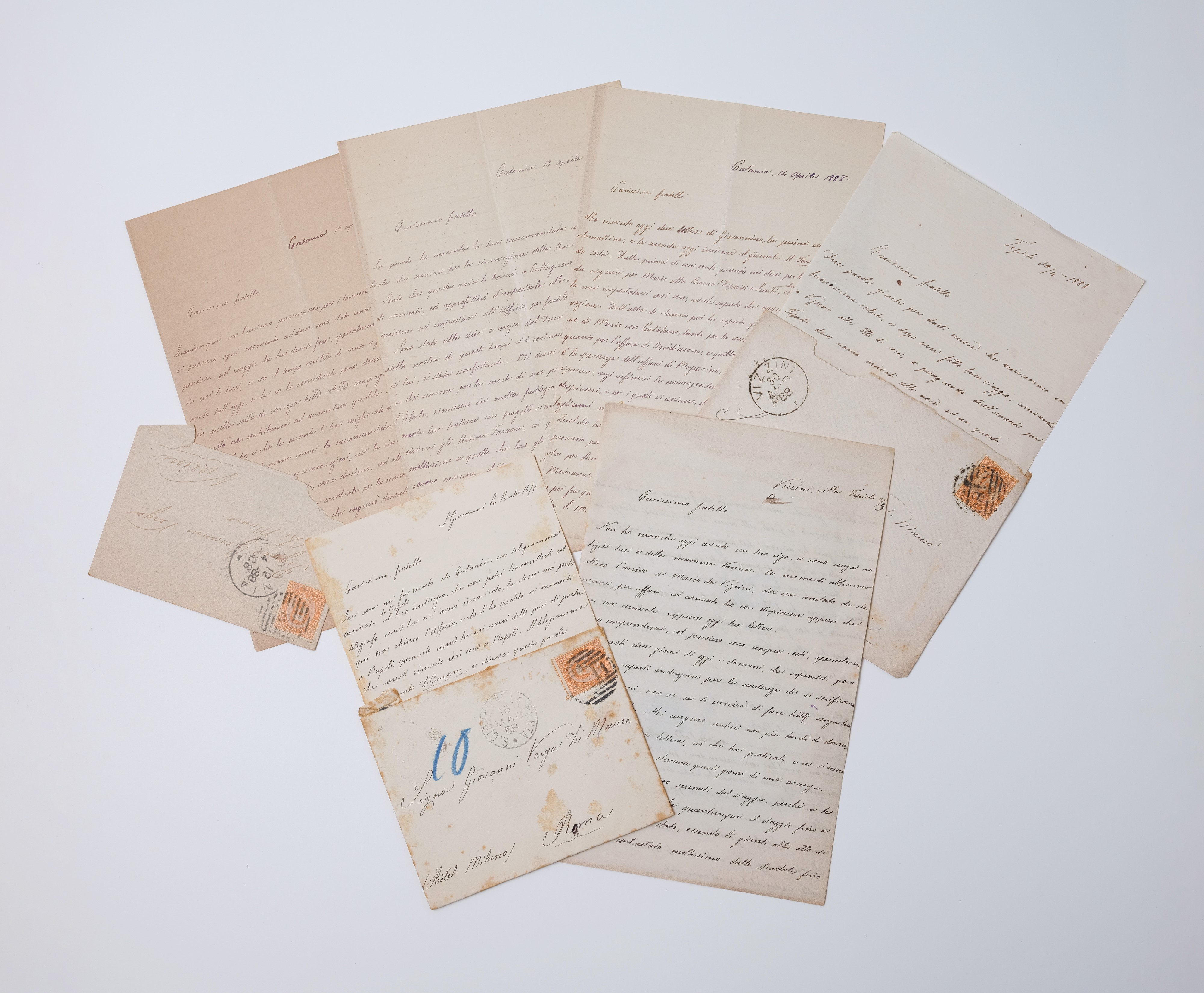 Carteggio tra lo scrittore Giovanni Verga e familiari (aa. 1881-1918)