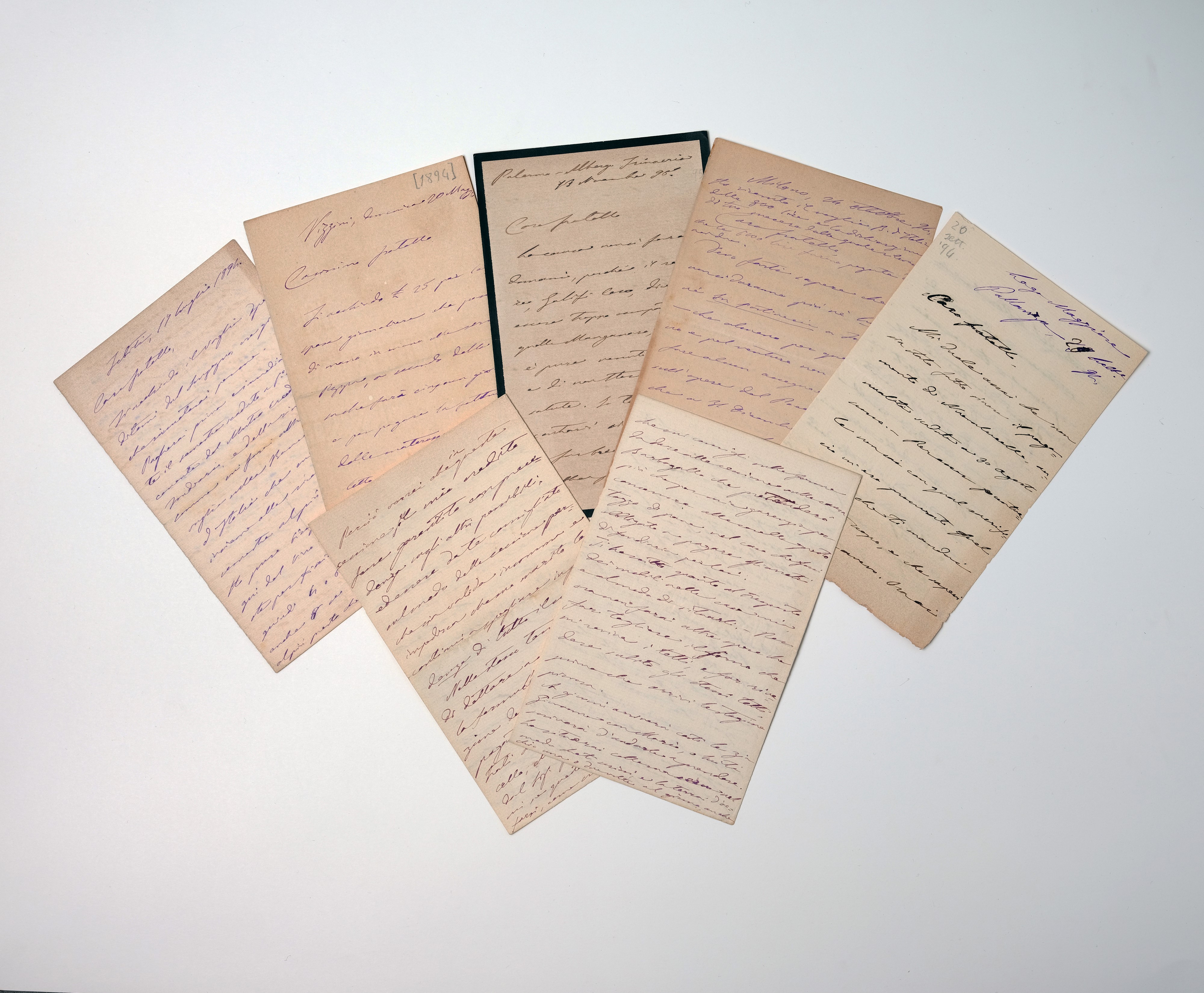 Carteggio tra lo scrittore Giovanni Verga e familiari (aa. 1881-1918)