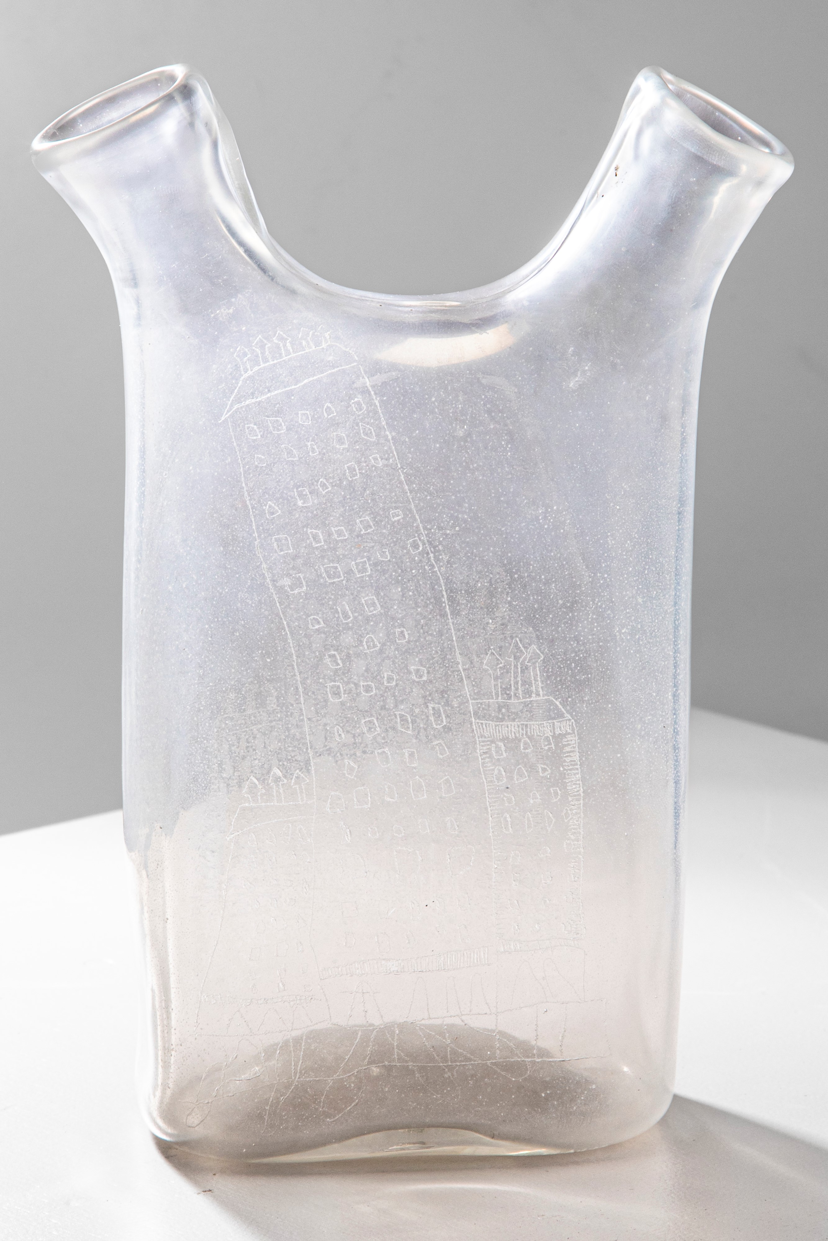 Serena dal Maschio - Vaso inciso “Movimento verticale”, vetro soffiato trasparente (1952)