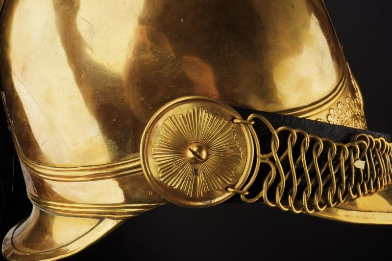 Elmo da sottufficiale dei dragoni di linea Mod. 1825, trasformato nel 1830