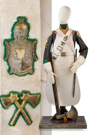 Uniforme da zappatore con sabro e scure