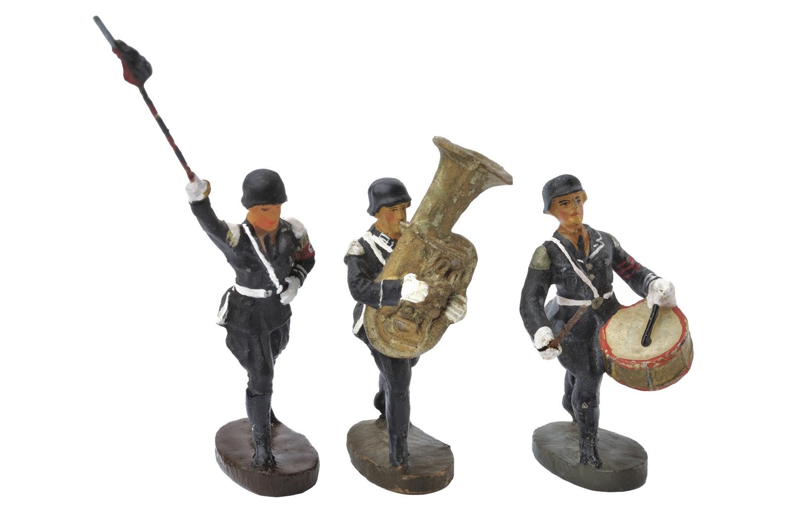 Elastolin, Figura di soldati delle SS con ufficiale e musicisti, policromia (Germania, 1940 circa...