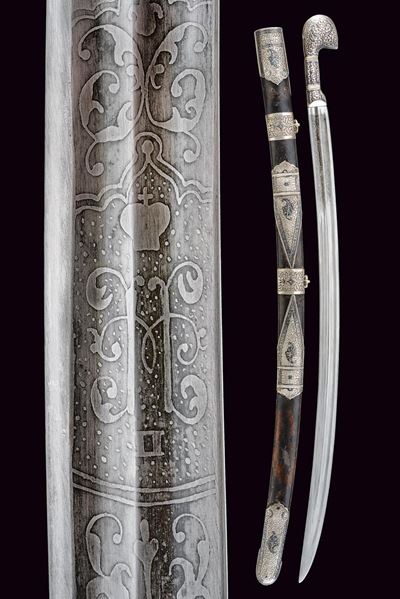 Russia imperiale, Shasqua con fornimenti in argento niellato, epoca Nicola II (fine XIX–inizio XX...