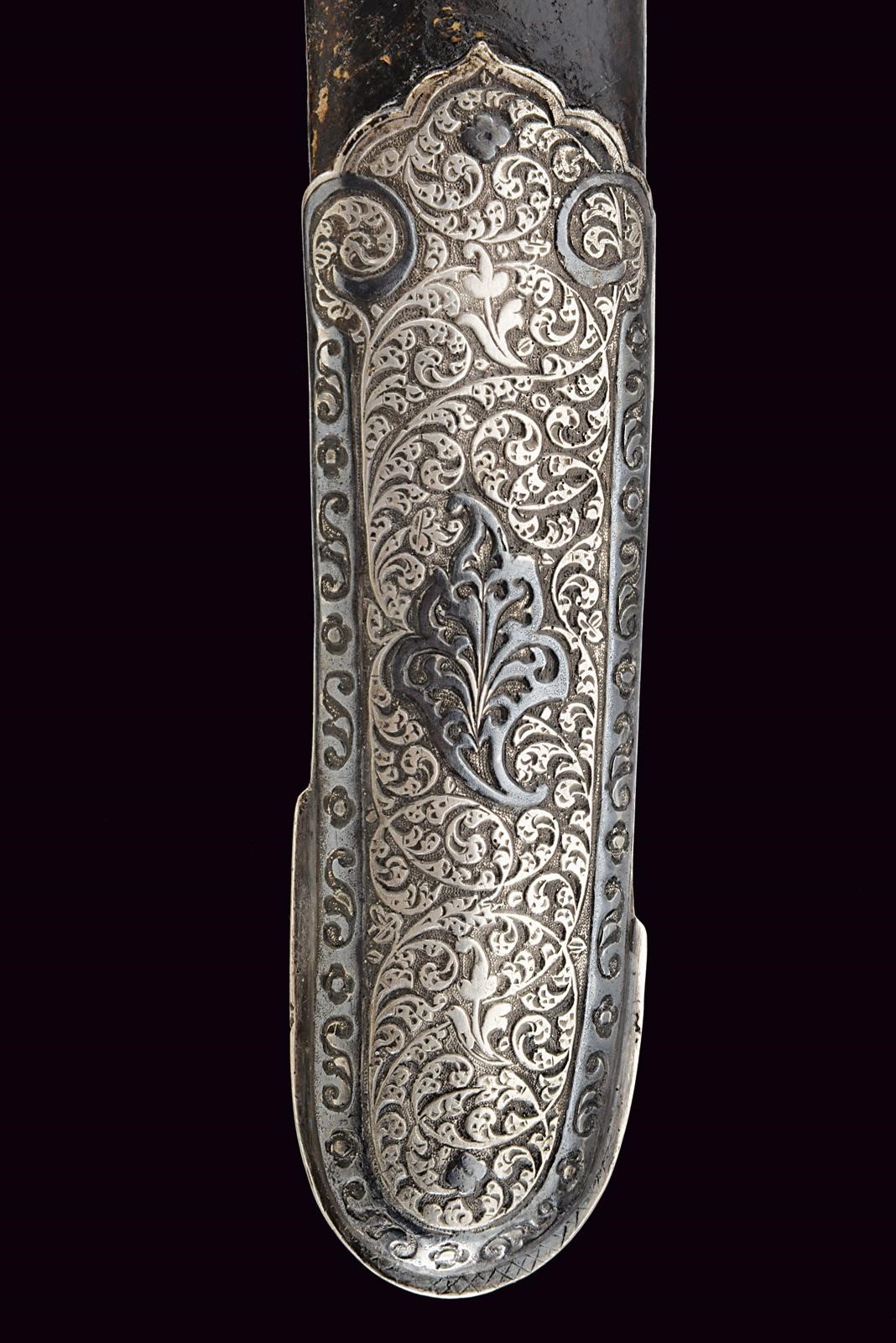 Russia imperiale, Shasqua con fornimenti in argento niellato, epoca Nicola II (fine XIX–inizio XX...