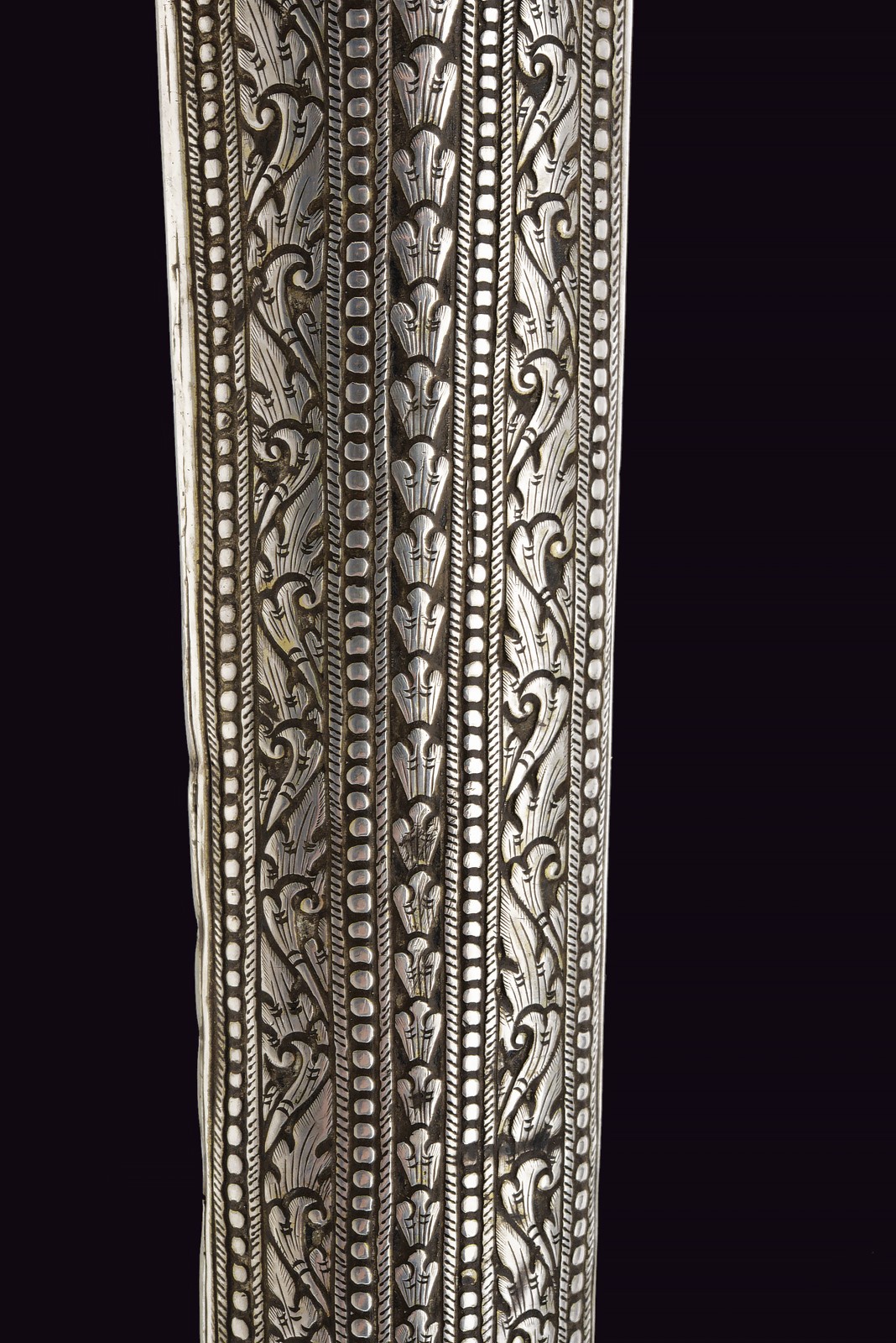 Kris, lama in fine pamor con ornati in argento dorato (Surakarta), XV–XIX secolo