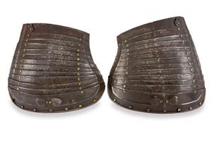A pair of tassets