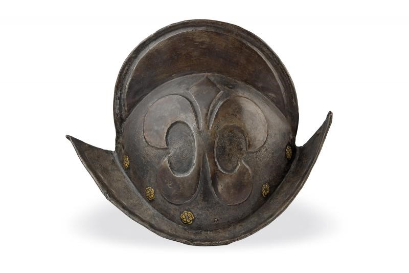 Germania del Sud, Morione bianconero, coppo in due parti con cresta e decoro a giglio (circa 1600...