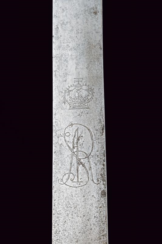 Ducato di Varsavia, Sciabola con lama leggermente curva e monogramma “AR” sotto corona