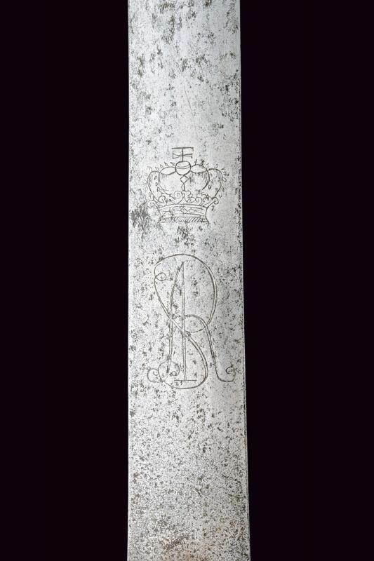 Ducato di Varsavia, Sciabola con lama leggermente curva e monogramma “AR” sotto corona
