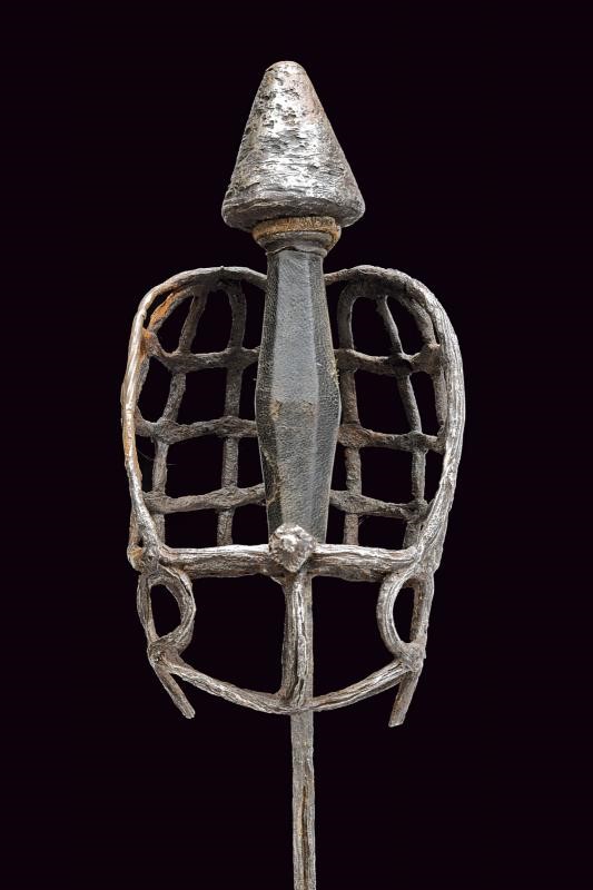 Spada con fornimento a gabbia, lama dritta a un filo e controfilo (terzo quarto del XVI secolo)