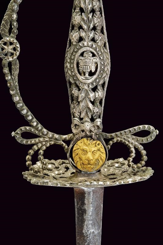 Spadino, lama dritta a due fili, elementi traforati e decorazione a trofei e floreali (XVIII seco...
