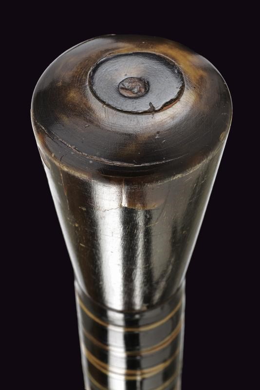 Italia meridionale, Bastone da difesa con pomo conico in corno e fusto metallico decorato