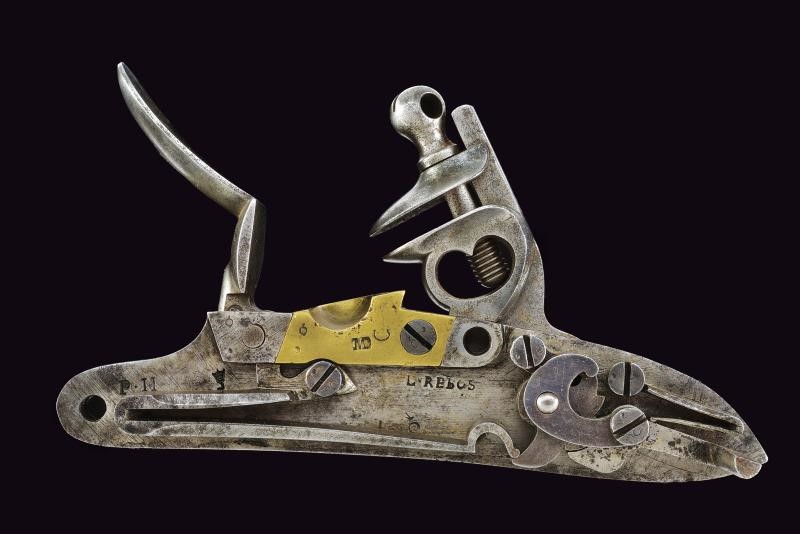 Pistola a pietra focaia militare, batteria con meccanica completa e scodellino in ottone, fine XV...