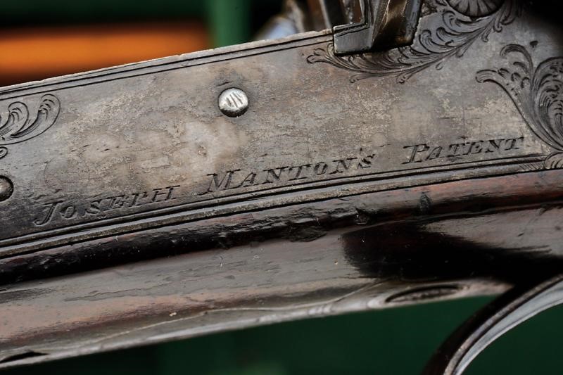 Joseph Manton, Doppietta a luminello in cassetta, canne in damasco (cal. 17,4 mm) – prima metà XI...