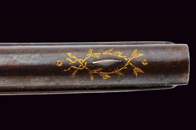Mouillet (attribuito), Coppia di pistole a pietra focaia con incisioni dorate, calibro 14,5 mm